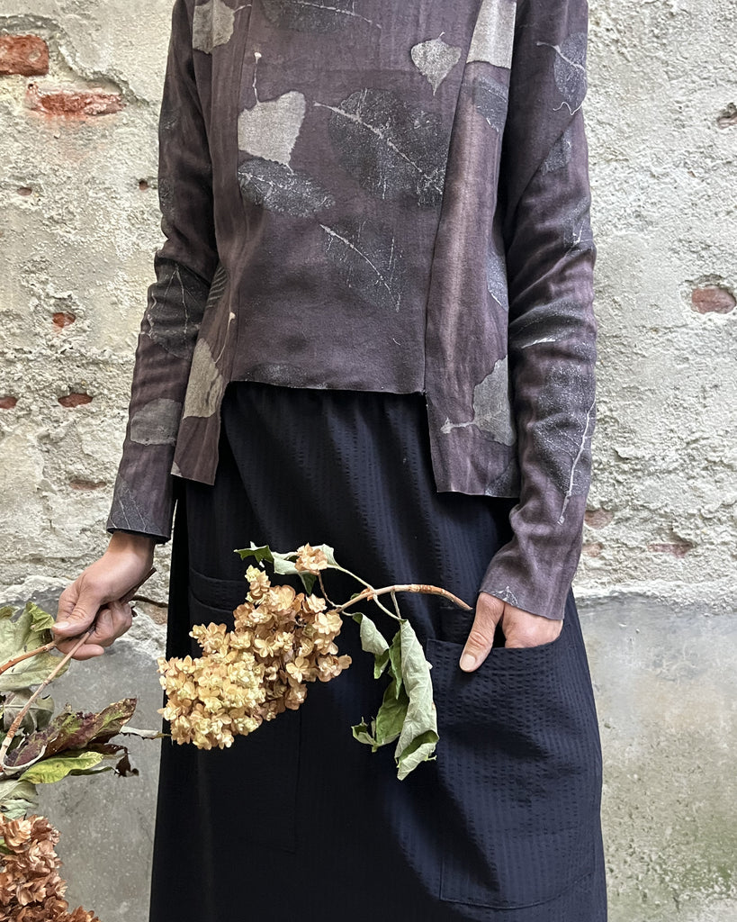 T-shirt manica lunga asimmetrica eco printed 